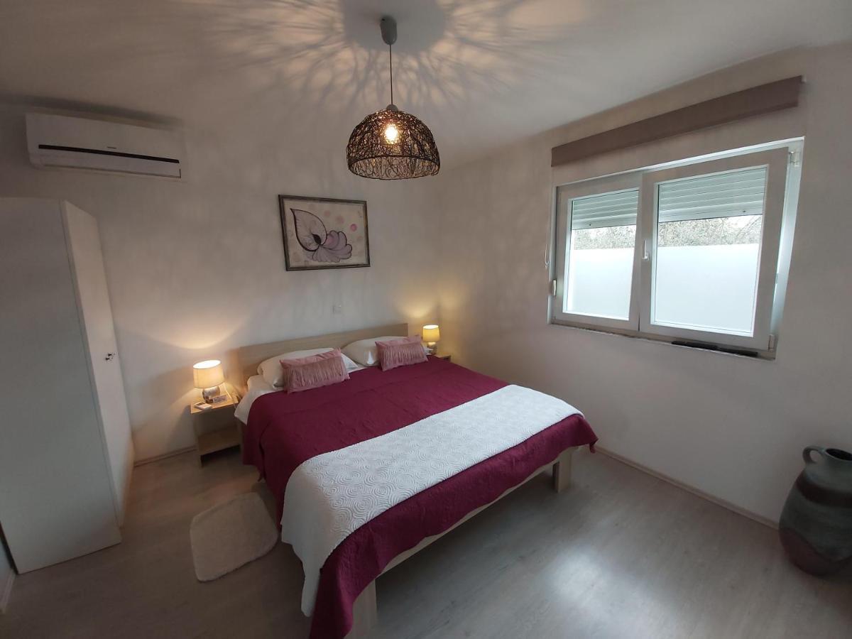 Sobe Dragic Hotel Zadar Kamer foto